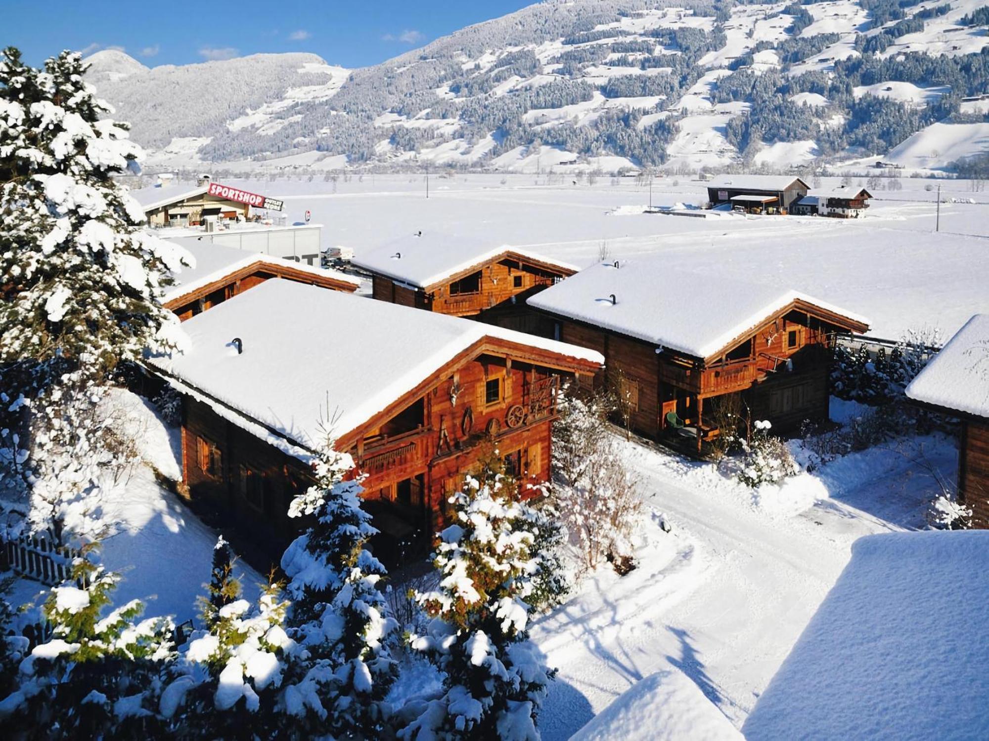 Chalets Almdorf Zillertal F Gen Fügen Εξωτερικό φωτογραφία