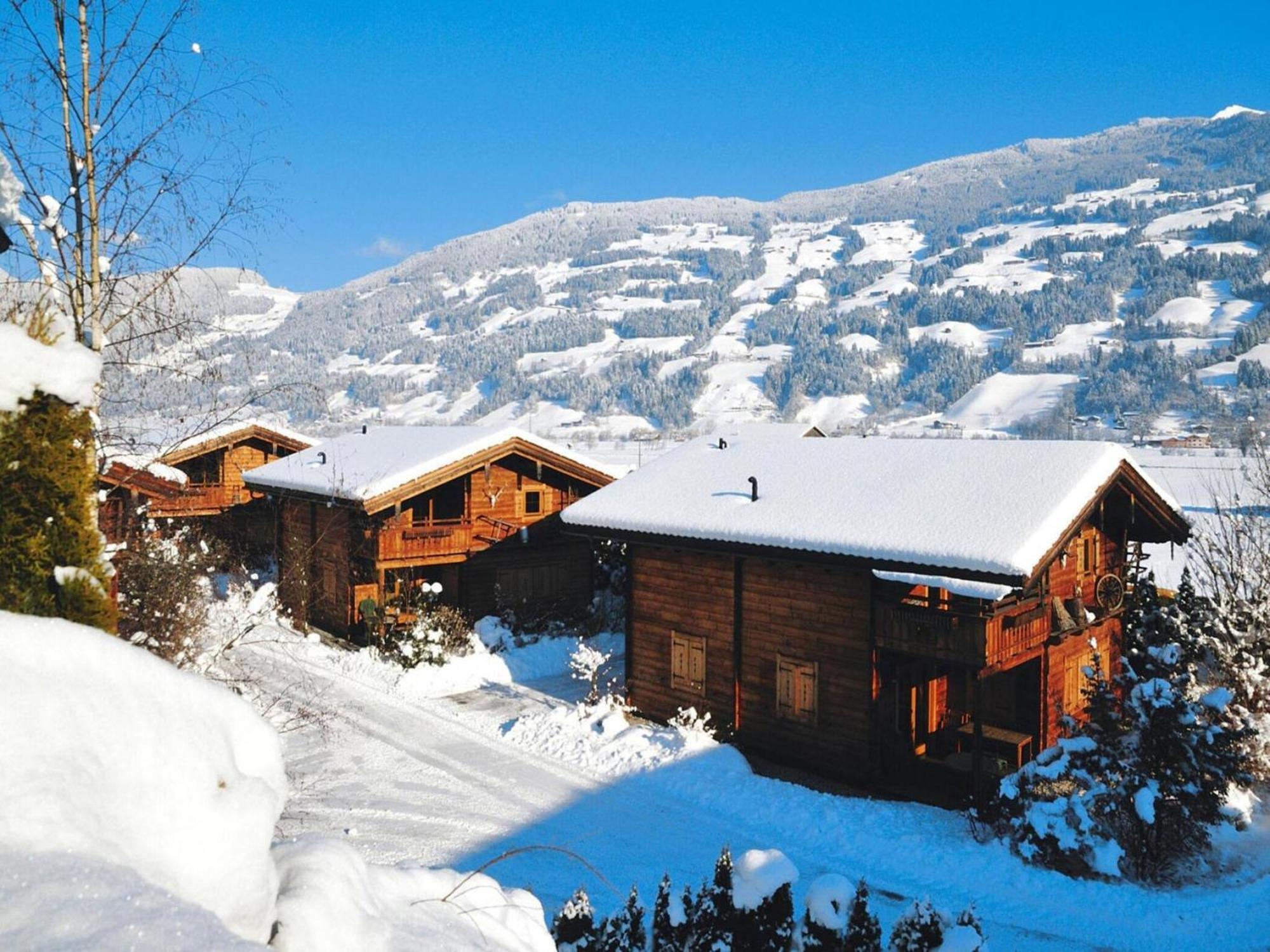 Chalets Almdorf Zillertal F Gen Fügen Εξωτερικό φωτογραφία